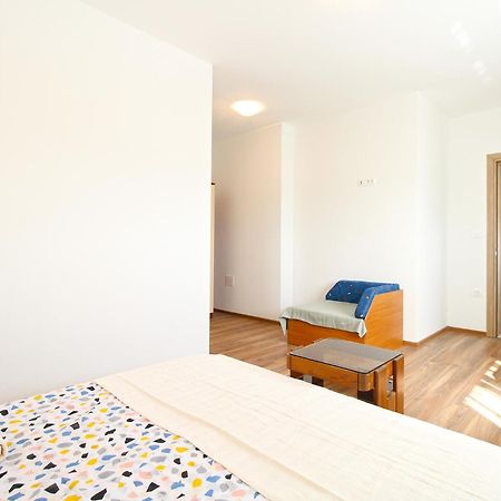 Apartment Maurizia 2341 Fažana Buitenkant foto